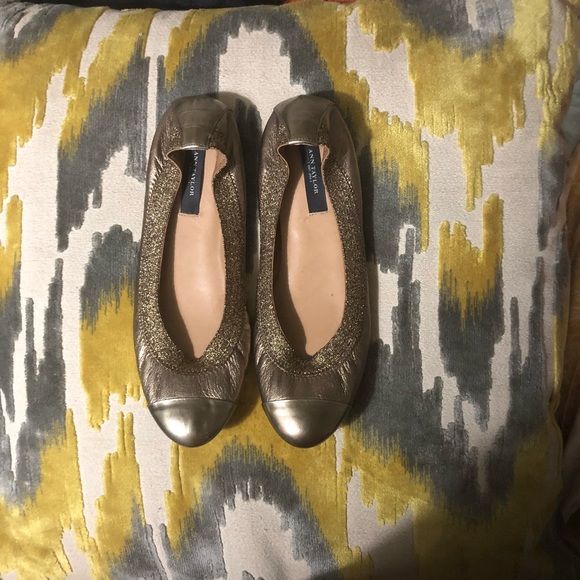 Shoes - Picture 2 of 2